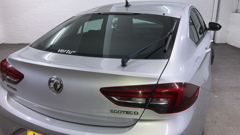 Vauxhall Insignia 1.6 Turbo D ecoTec Tech Line Nav 5dr Diesel Hatchback